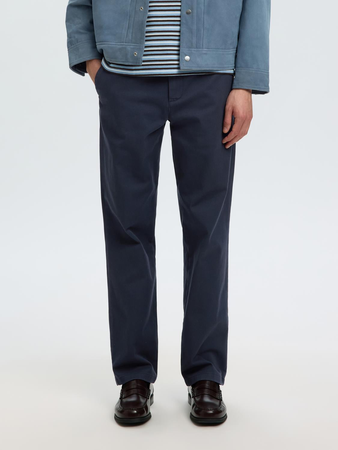 model_shot-front